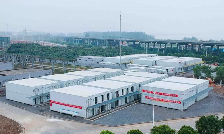 Large capacity is the trend القدرة الكبيرة هي الاتجاه