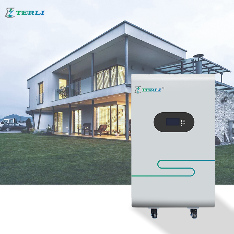 بطارية ليثيوم محمولة بقوة 300 أمبير في الساعة بقدرة 15 كيلو وات في الساعة مع دورة حياة طويلة