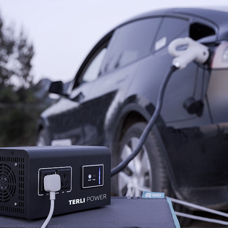 محول طاقة السيارة 5000 واط من DC إلى AC 12 فولت