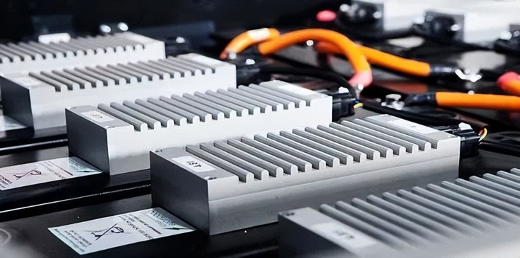 بطارية معدنية من الليثيوم ذات الحالة الصلبة