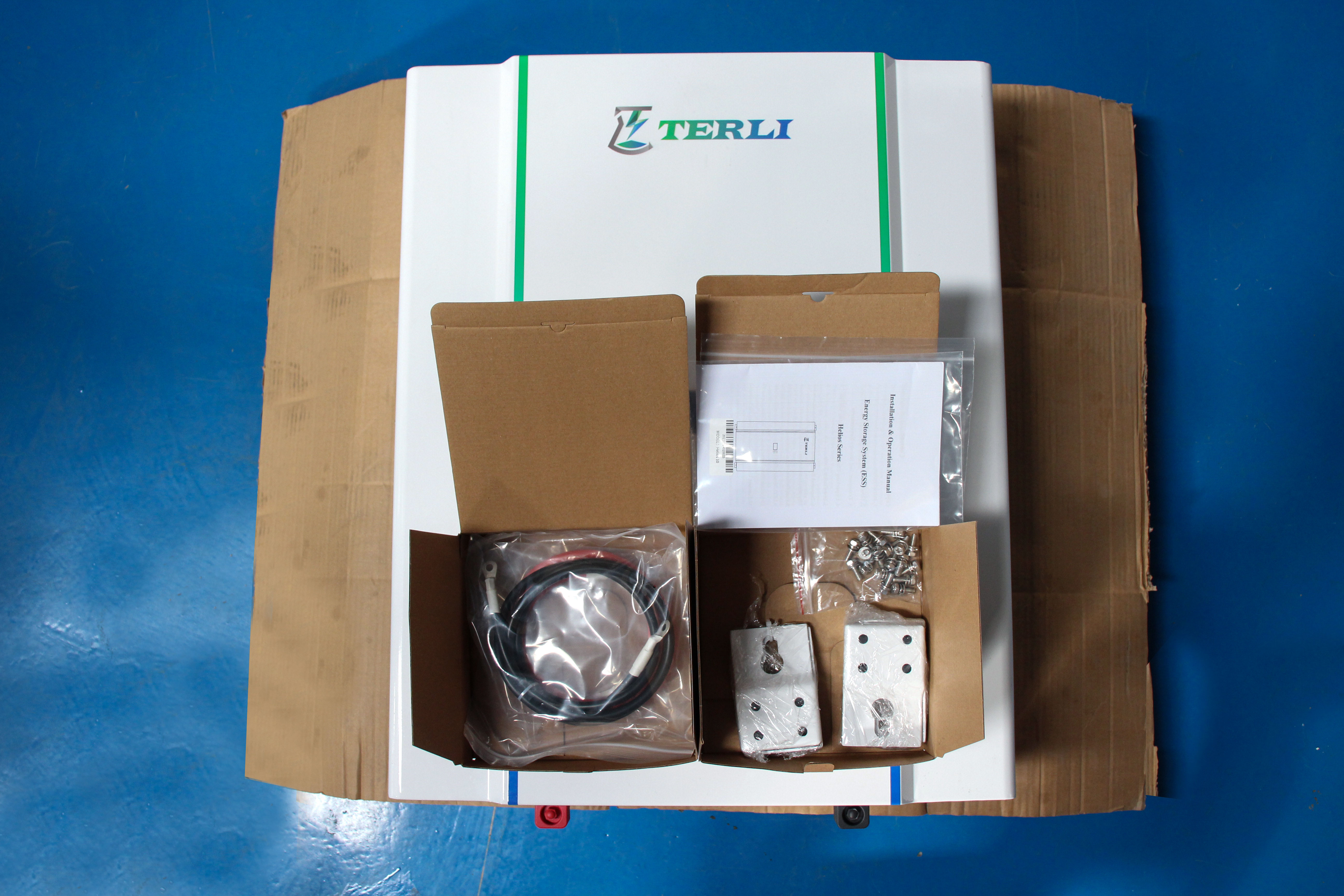 جدار الطاقة المنزلي المثبت على الحائط بقدرة 48 فولت و150 أمبير في الساعة للنظام الشمسي